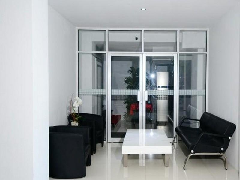 Oyo 1318 Hotel Prince Boulevard Manado Zewnętrze zdjęcie