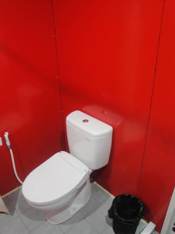 Oyo 1318 Hotel Prince Boulevard Manado Zewnętrze zdjęcie